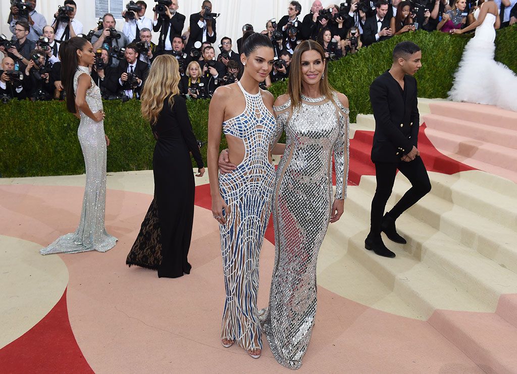 Lujo y Glamour: La Guía Definitiva para Encontrar el Vestido de Fiesta Perfecto 1 Lujo y Glamour: La Guía Definitiva para Encontrar el Vestido de Fiesta Perfecto